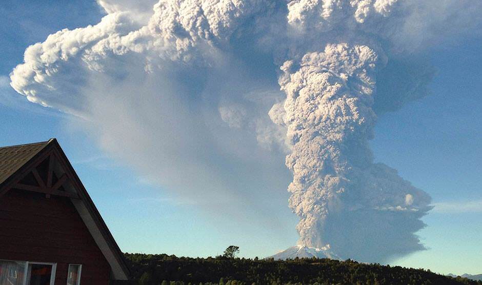 Esplosione del vulcano Calbuco, Cile: boato avvertito a 200 km di distanza, foto impressionanti