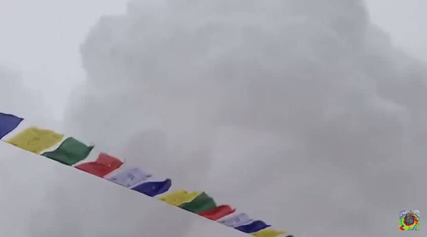 Valanga sull’Everest, pubblicato il drammatico video dell’impatto al campo base