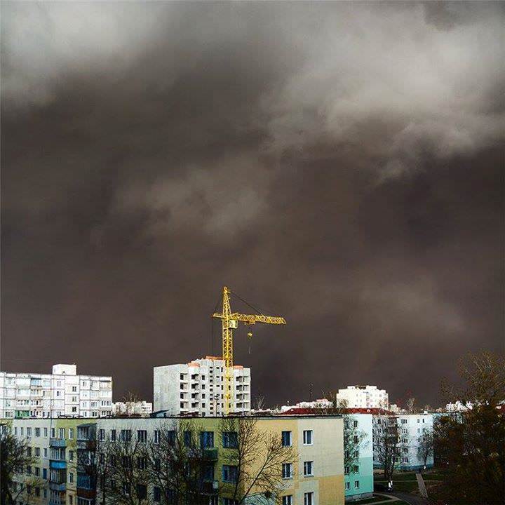 Haboob su Ucraina e Bielorussia: imponenti tempeste di sabbia, aeroporti chiusi, il video
