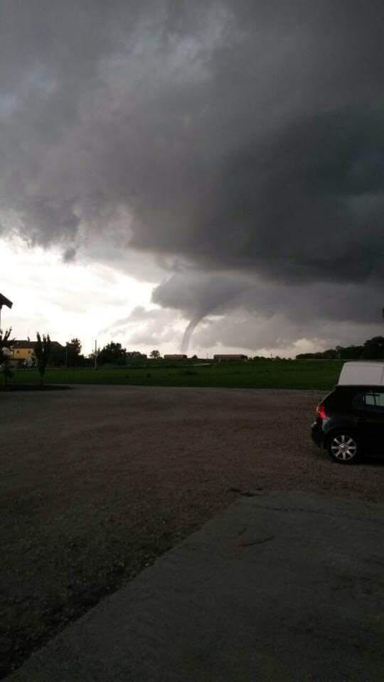 Tornado in Emilia-Romagna: ha toccato terra nella provincia di Ferrara, in zona Comacchio