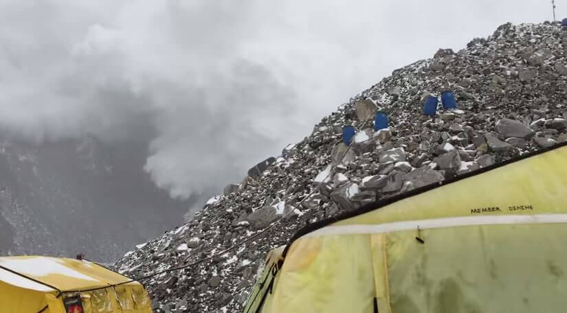 Valanga sull’Everest in occasione del secondo terremoto in Nepal: video tremendo