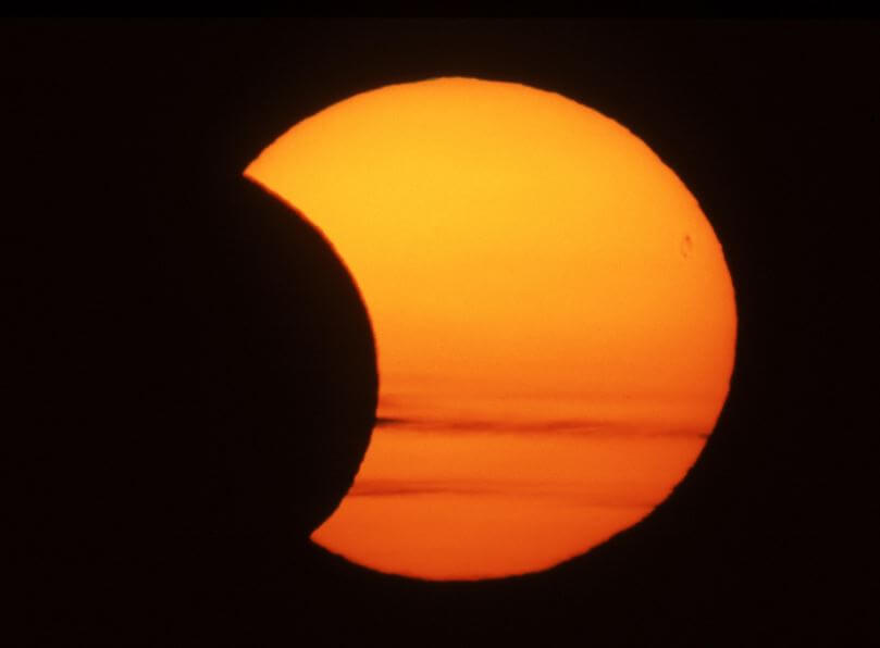 Eclissi di Sole 13 Settembre: la nostra stella sarà oscurata in modo parziale tra Africa e Antartide