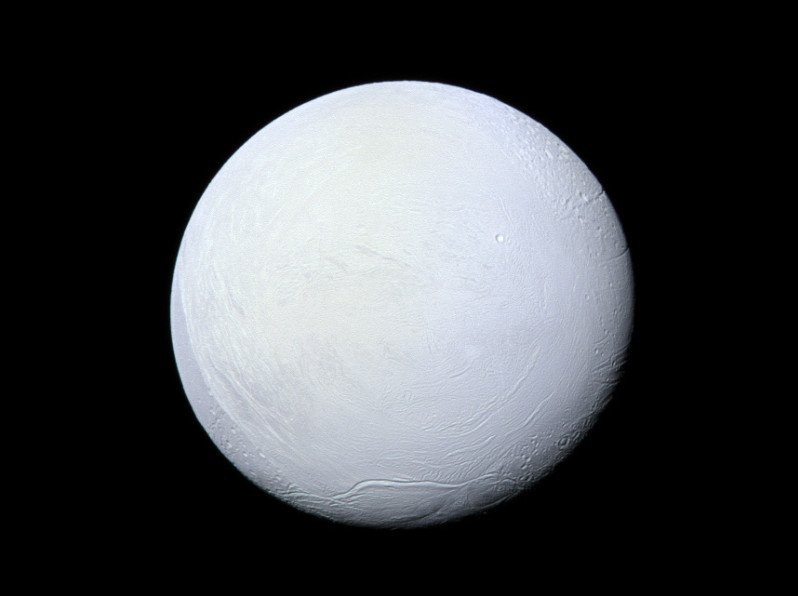 Encelado, presto una missione per l’analisi dell’oceano extraterrestre