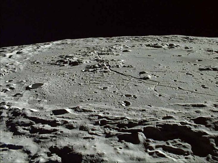 Luna: trovate molecole organiche nelle rocce, scoperta della Nasa