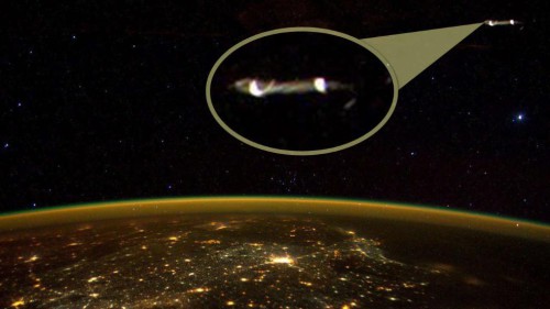 NASA: oggetto misterioso nello Spazio, si tratterebbe di Topo Gigio