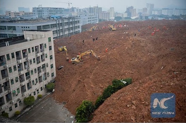 Frana a Shenzen, Cina: si temono 50 vittime, smottamento mostruoso