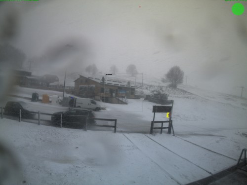 Torna la neve sull’Appennino, forti nevicate in Abruzzo con calo termico