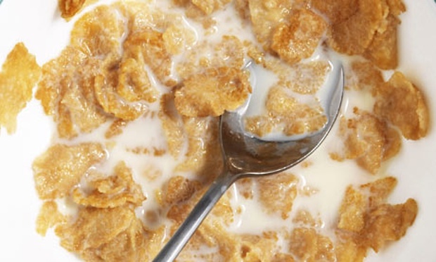 Cereali a colazione: i possibili danni per la salute dei bambini
