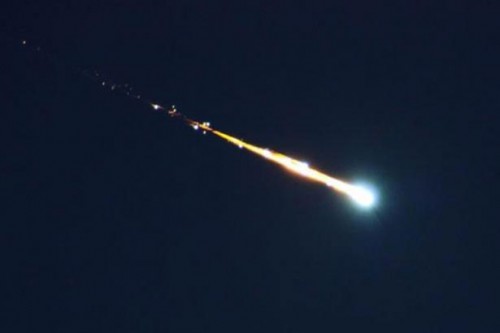 Scia luminosa avvistata al Centro Nord: era un grosso meteorite