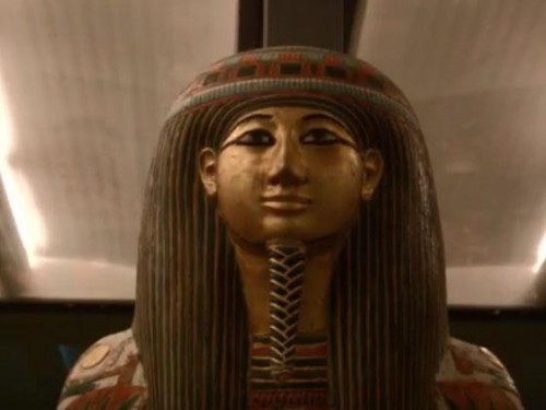 Archeologia, misteriose impronte sul coperchio di un sarcofago egiziano