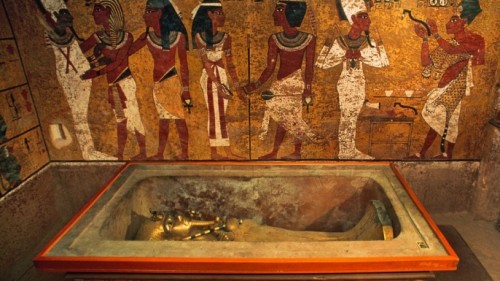 Egitto, la tomba di Tutankhamon nasconderebbe un tesoro inestimabile