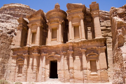 Petra, scoperto enorme monumento nascosto
