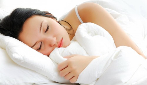 Sonno: ecco quante ore bisogna dormire secondo gli esperti