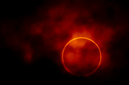 Eclissi solare anulare: pochi giorni all’incredibile evento