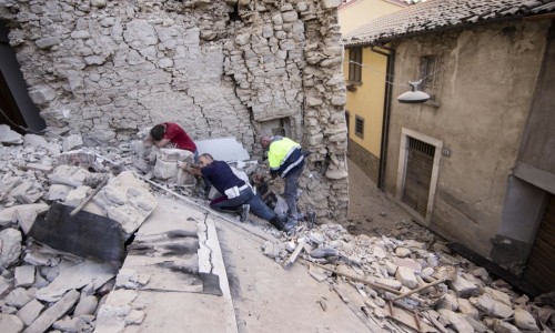 Terremoto: ecco come aiutare la popolazione