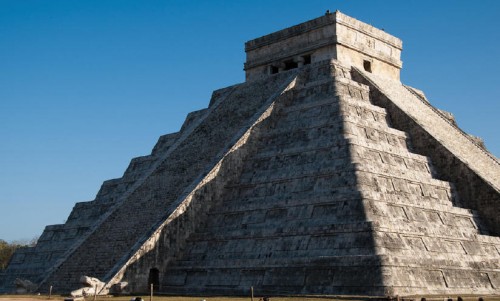 Maya: il sole dell’Equinozio crea il Dio Serpente sulla piramide
