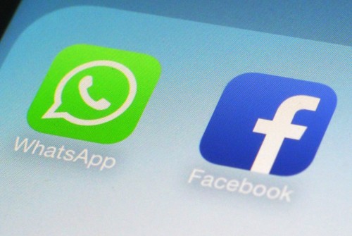WhatsApp, come evitare la condivisione dei dati con Facebook
