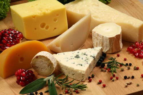 Osteoporosi: solo questo tipo di formaggio può combatterla, ma non è italiano