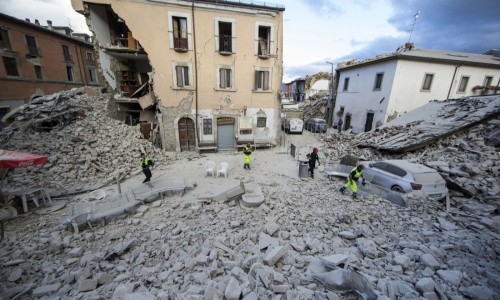 Terremoto: un boato avvertito fino a 100 km di distanza