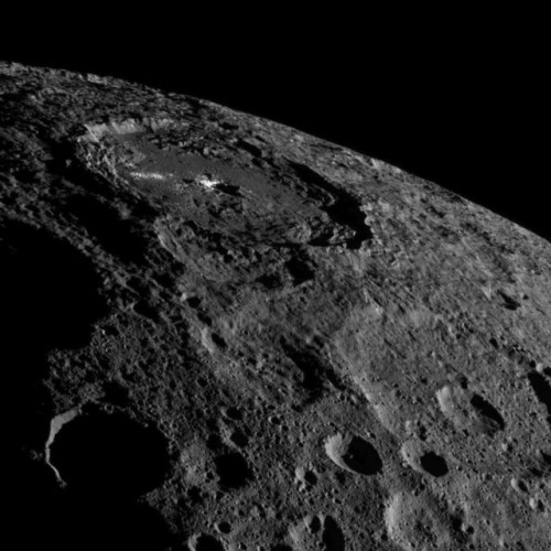 Cerere: forse scoperto il segreto dei ‘crateri brillanti’