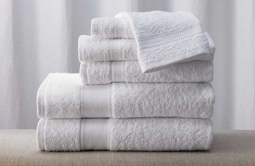 Asciugamani in casa: ecco quando lavarli secondo i ricercatori