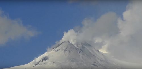 Etna: fase di eruzione ‘stromboliana’, il video del fenomeno