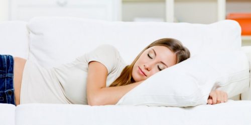 Dormire in una stanza fredda: le conseguenze sulla salute