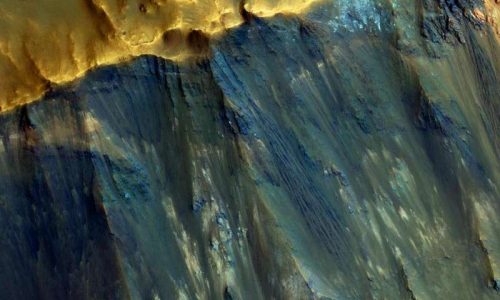 Marte: il MRO fotografa un pendio del pianeta rosso, immagini eccezionali