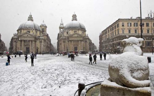 Neve Roma, domani possibili sfondamenti da Est