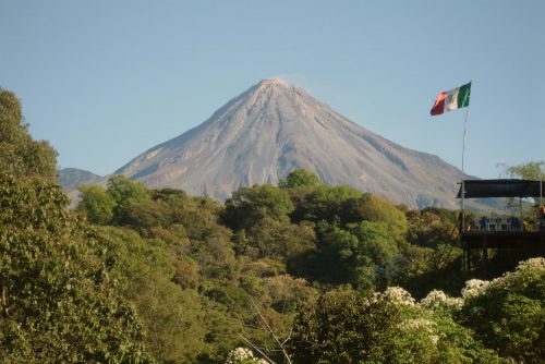 Il vulcano Colima esplode in diretta, l’incredibile video