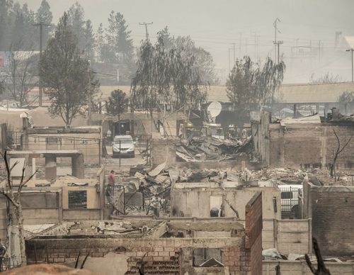 Cile, gli effetti devastanti del maxi incendio: ‘Come una bomba atomica’