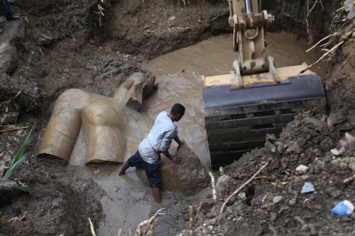 La statua di Il Cairo non è Ramses II, la scoperta