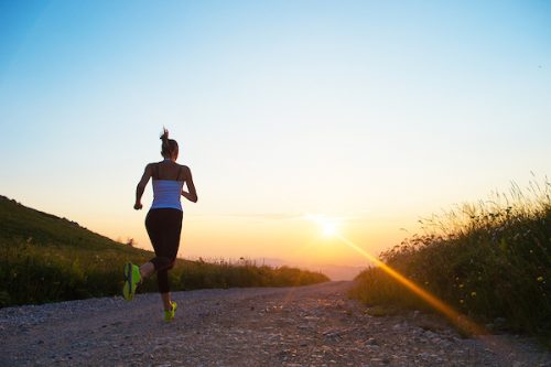 Dimagrire per l’estate: correre è sufficiente per raggiungere il peso forma?