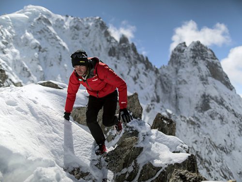 Everest: la scalata record di Jornet senza ossigeno né corde