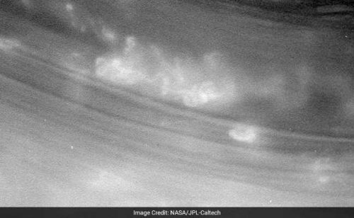 Cassini, ecco il primo video dell’atmosfera di Saturno