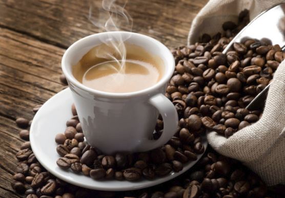 Caffè: fino a 5 tazzine al giorno dimezzano il rischio di cancro al fegato