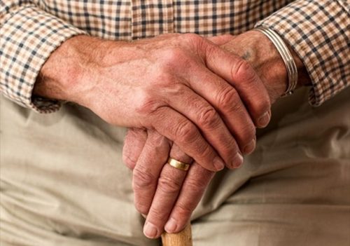 Morbo di Parkinson: i sintomi da non sottovalutare