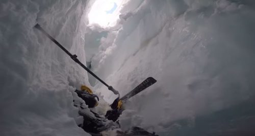 Svizzera: sciatore cade in un crepaccio sullo Strahlhorn, il video