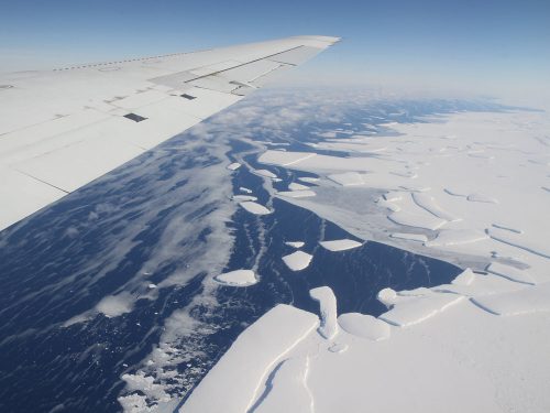 Antartico: l’iceberg A-68 si sta sgretolando: preoccupazione per la navigazione