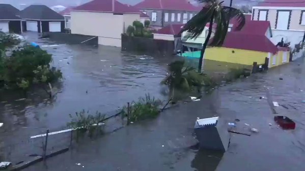 Uragano Irma, categoria 5: almeno 8 morti, devastazione a Saint-Martin e Barbuda