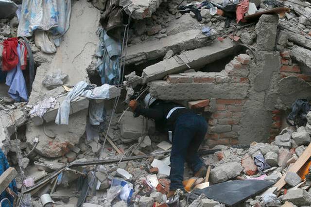 Terremoto Messico: oltre duecento morti, quattro milioni di persone senza elettricità