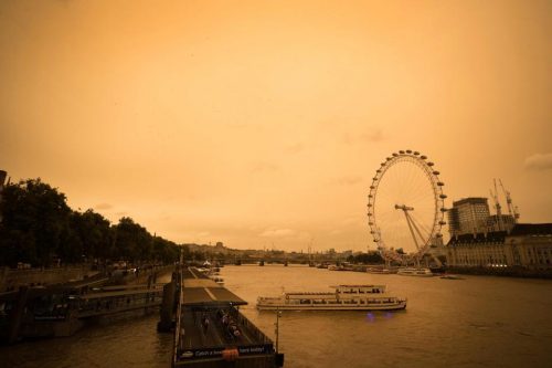 Uragano Ophelia: in Gran Bretagna il cielo si tinge di arancione