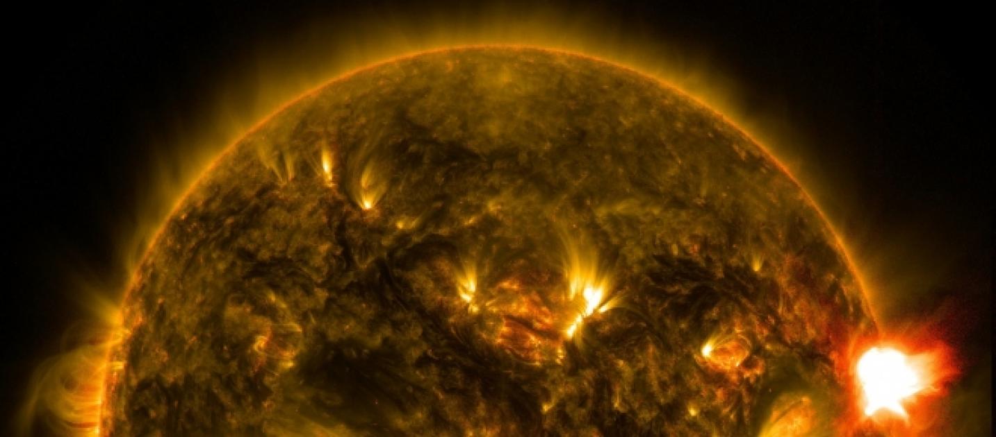 Buco coronale sul Sole: particelle cariche in arrivo verso la Terra