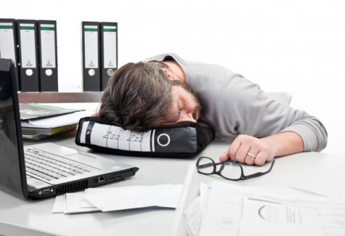 Mancanza di sonno e cervello: ecco come i neuroni reagiscono alla sonnolenza