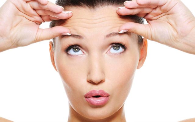 Salute: la ginnastica facciale ringiovanisce il viso di tre anni