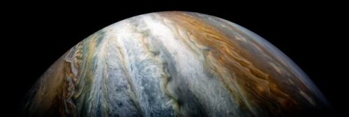 Giove: il nuovo spettacolare scatto di Juno riprende le nubi atmosferiche
