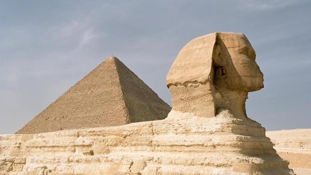 Egitto: un trono in ferro nella Piramide di Cheope