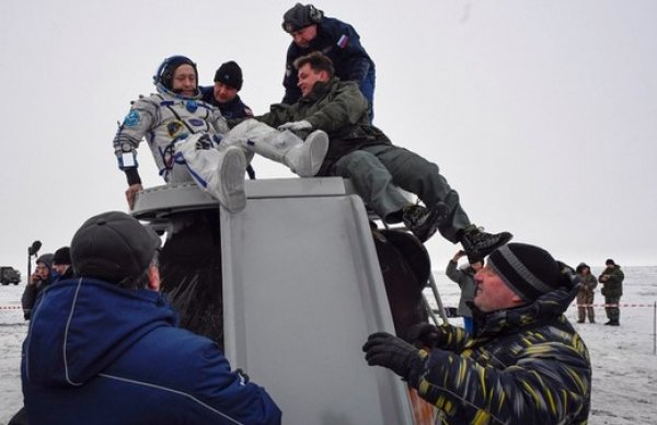 Tre astronauti tornati sulla terra a bordo della capsula Soyuz