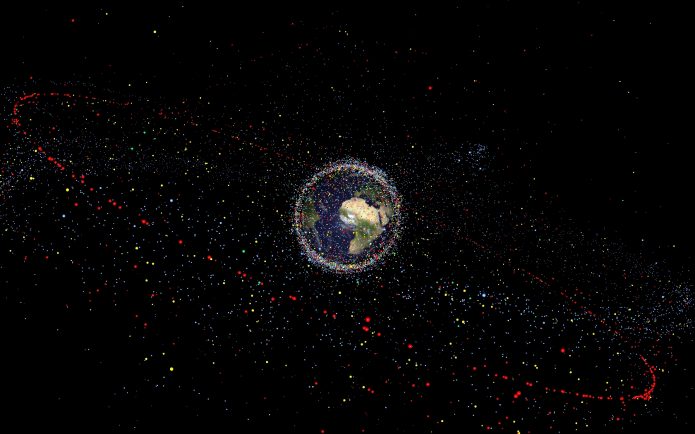Il pericolo dei detriti spaziali, oltre 21mila intorno alla Terra