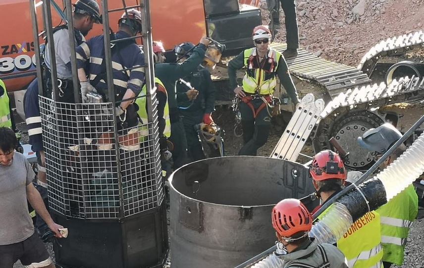 Julen: minatori si calano nel tunnel per raggiungere il bimbo nel pozzo